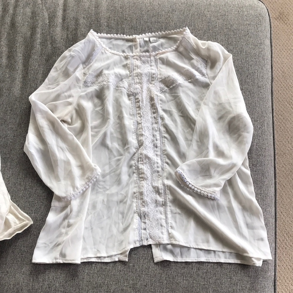 Lauren Conrad Lace Back-Button White blouse